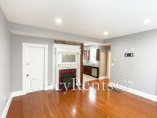 Building Photo - 3942 Hazel Ave