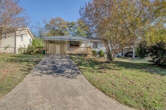 Building Photo - 5712 Wisteria Ct