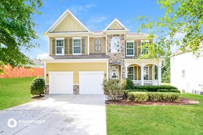Primary Photo - 8966 CRESTVIEW CIR, UNION CITY, GA 30291