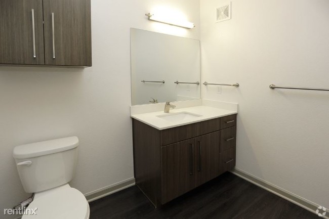 Building Photo - Studio, 1 bath Apartment - 3551 W 38th Ave