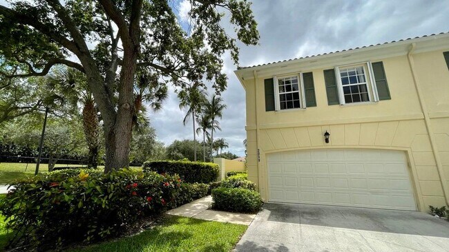 Foto del edificio - 2039 Tarpon Lake Way