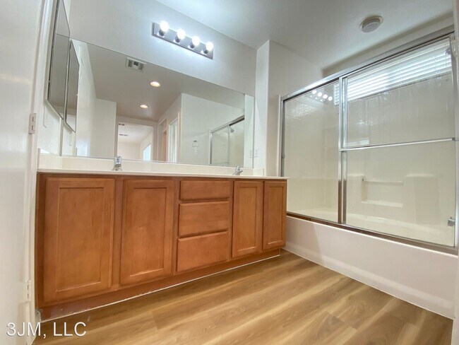 Building Photo - 3 br, 2.5 bath House - 4027 Open Door Dr