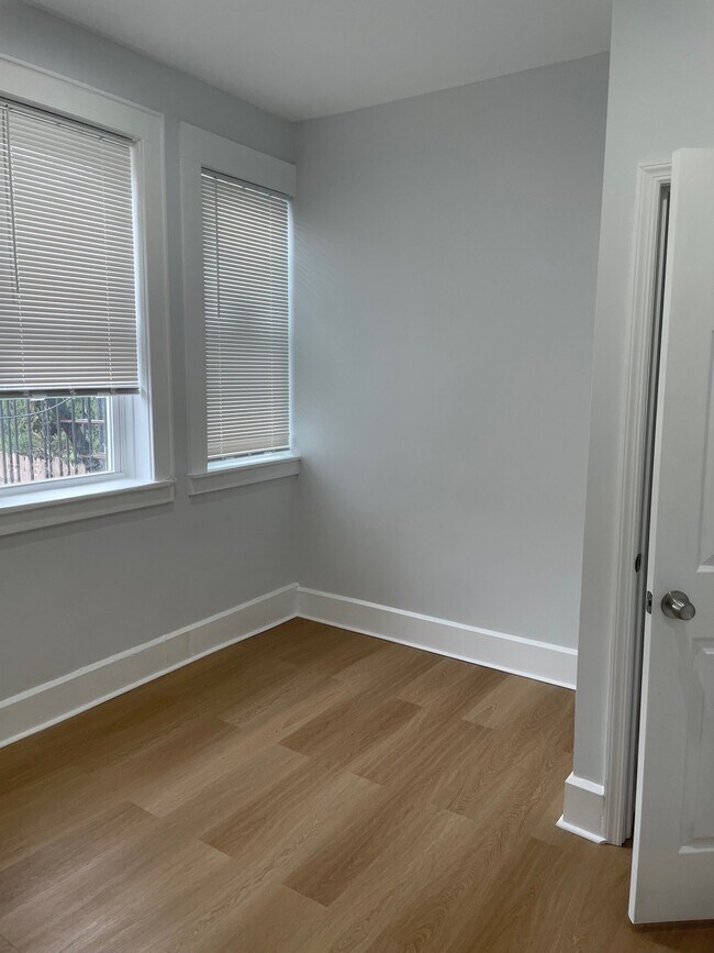 Foto del edificio - 331 Harrison Ave
