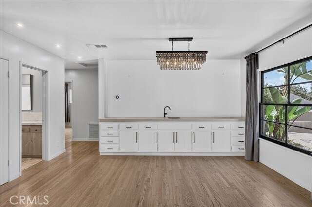 Foto del edificio - 614 N Glendora Ave