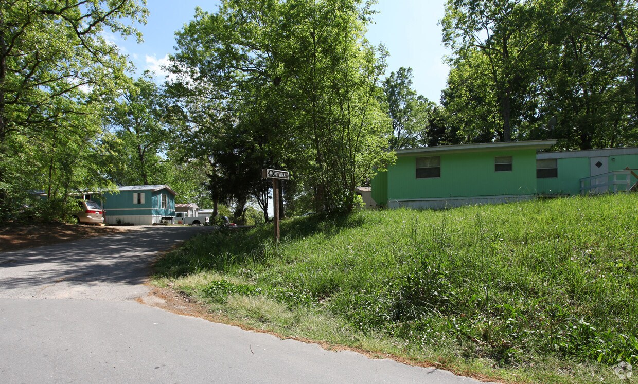 Building Photo - Homestead Village