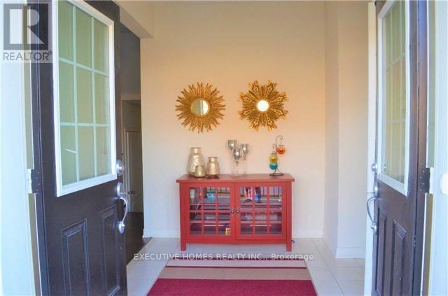 Building Photo - 1 Blackberry Valley Cres