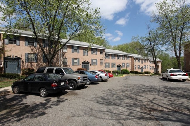 Finians Court Apartments Md Finians Court Apartments Md