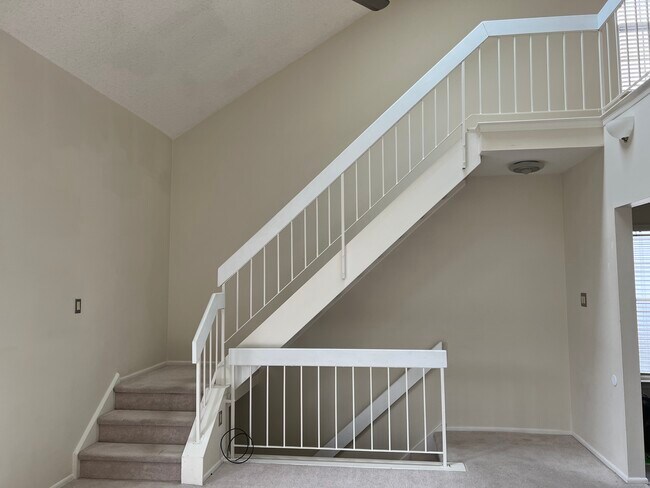 Building Photo - 3502B Ramsbury Ct