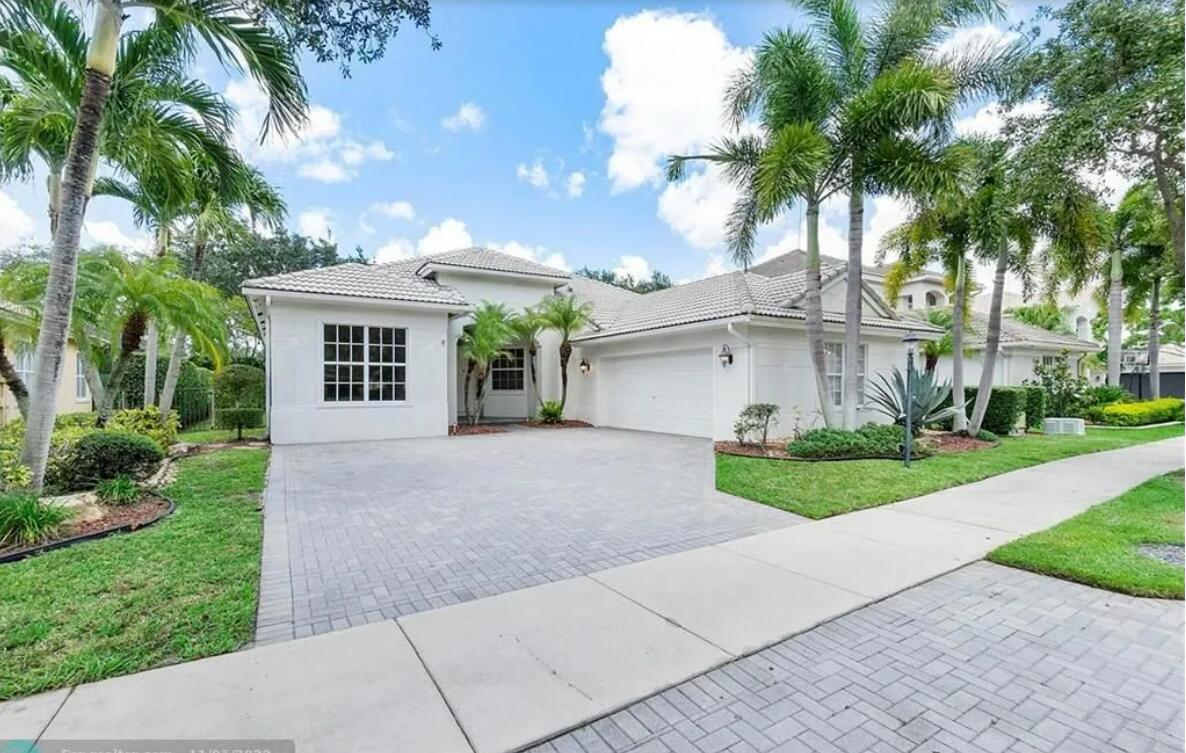 Foto principal - 11235 NW 71st Ct