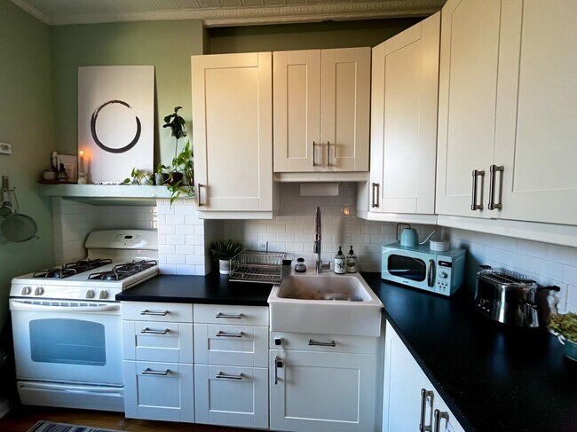 Foto principal - 219 Prospect Ave