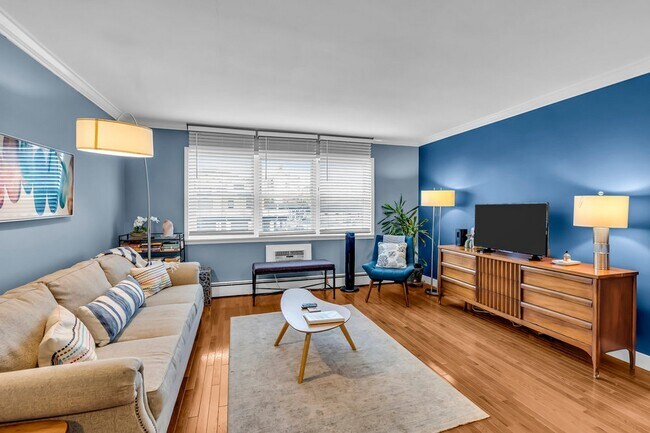 Foto del edificio - 317 8th Ave