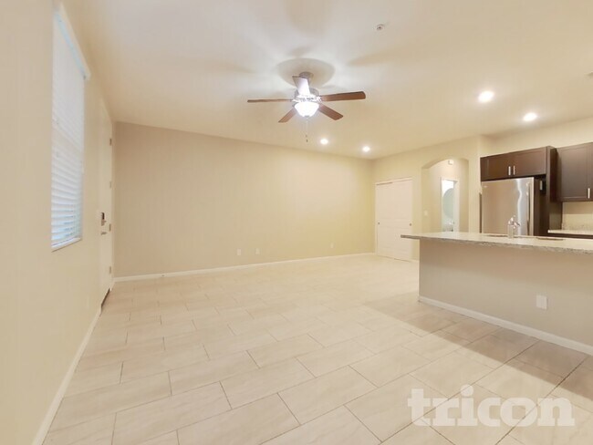 Foto del edificio - 12592 W Lindbergh Dr