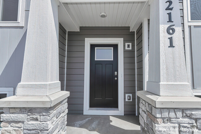 Building Photo - 2161 Yellowstone Blvd