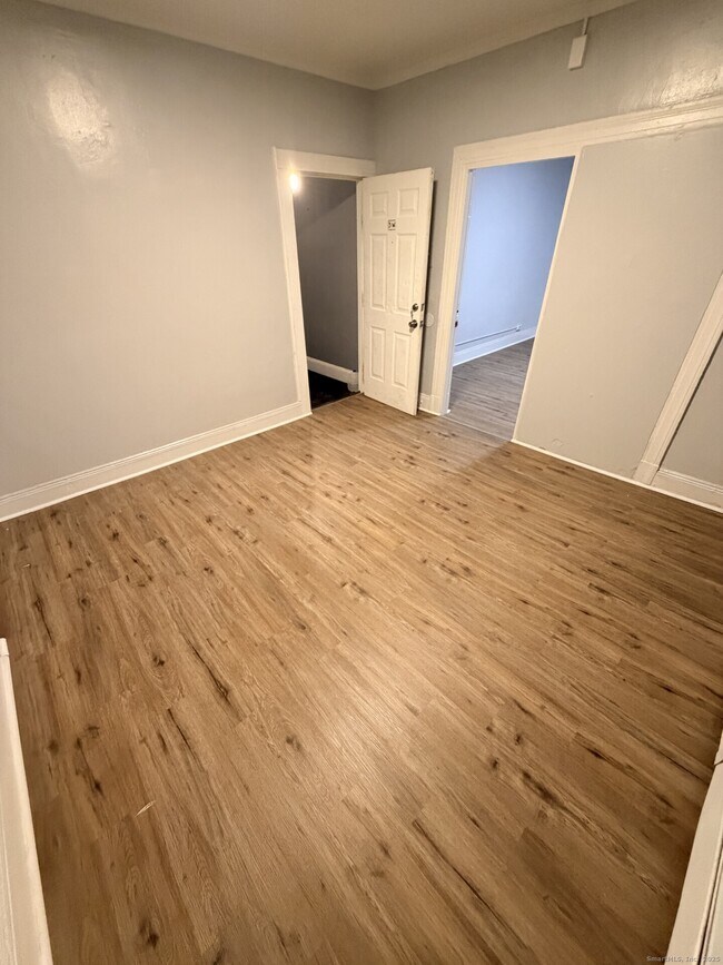 Foto del edificio - 42 Redding St