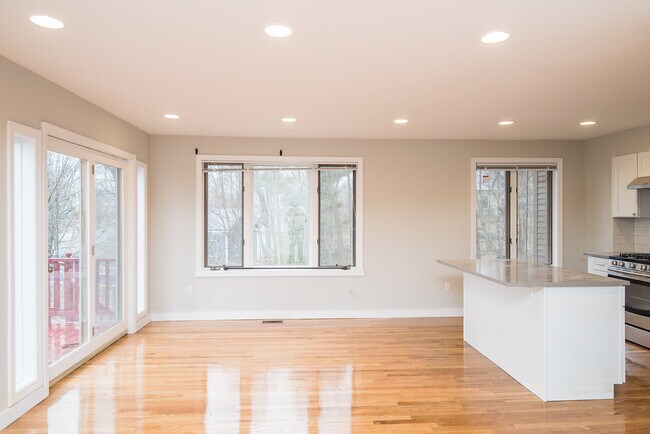 Foto del edificio - 214 Chestnut Ave