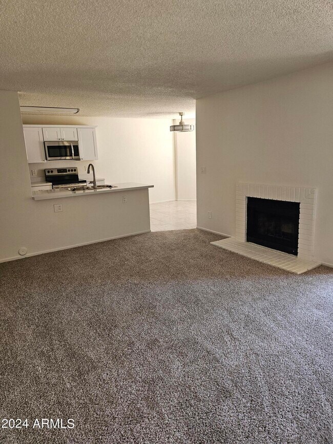 Foto del edificio - 5236 W Peoria Ave