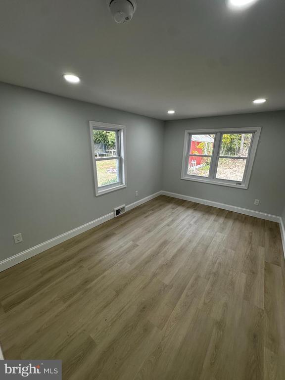 Building Photo - 3 Bridgeton Fairton Rd