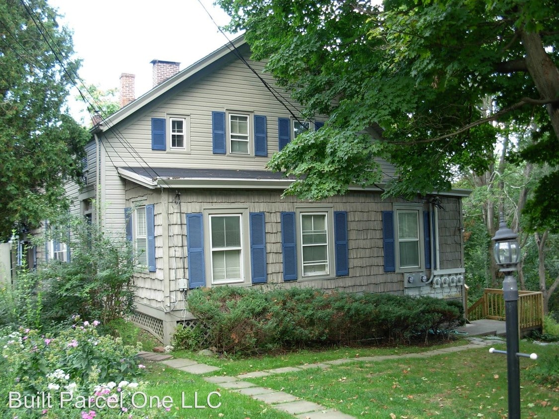 Primary Photo - 1 br, 1 bath Apartment - 1016 Beekman Road