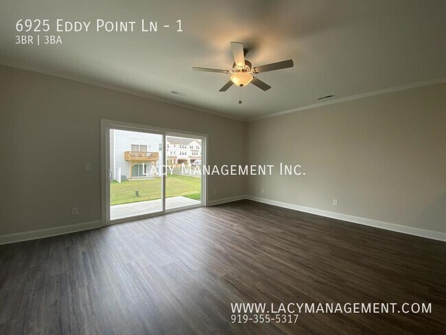 Foto del edificio - 6925 Eddy Point Ln