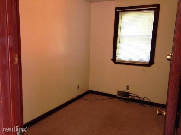 Building Photo - 138 W Schuyler St