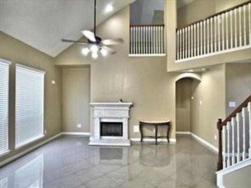 Foto del edificio - 13715 Branford Green Dr