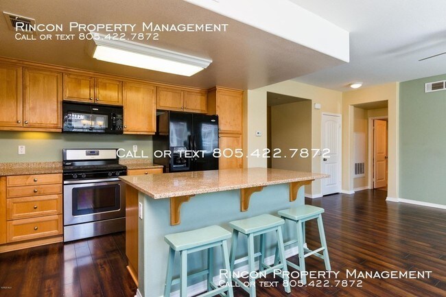 Building Photo - 3 Bedroom Riverpark Home Available October 18