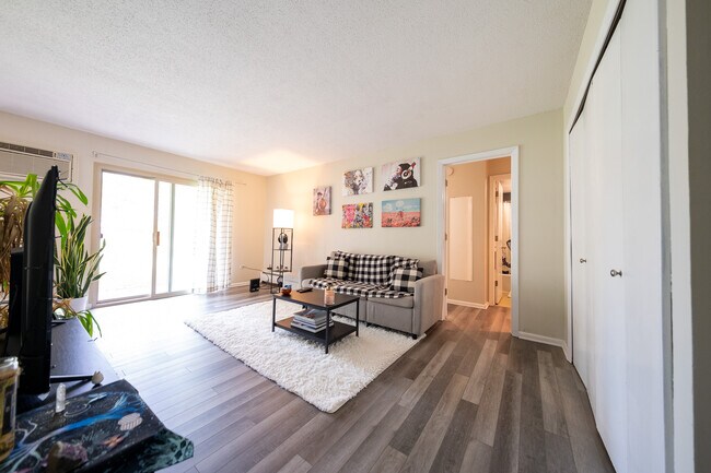 Foto del edificio - 917 11th Ave S