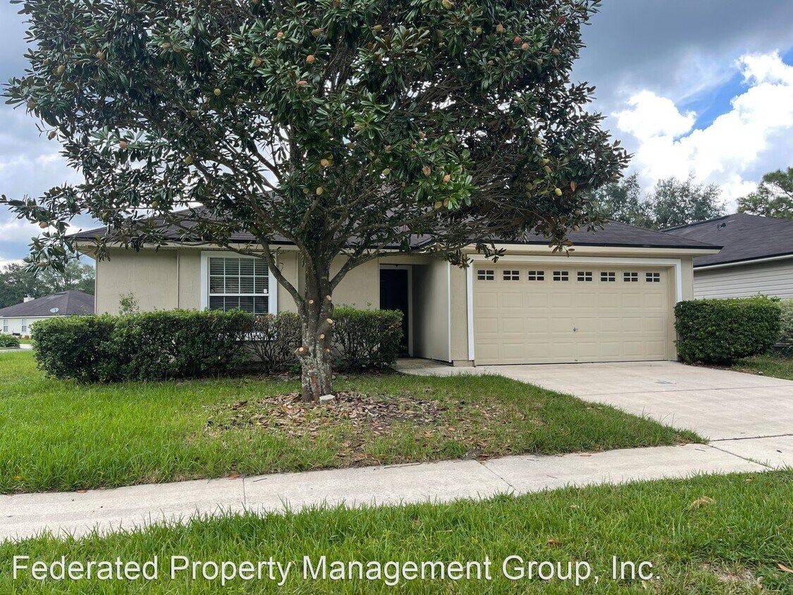 8057 Leafcrest Dr, Jacksonville, FL 32244