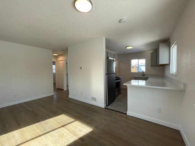 Building Photo - 2415 S Marion St