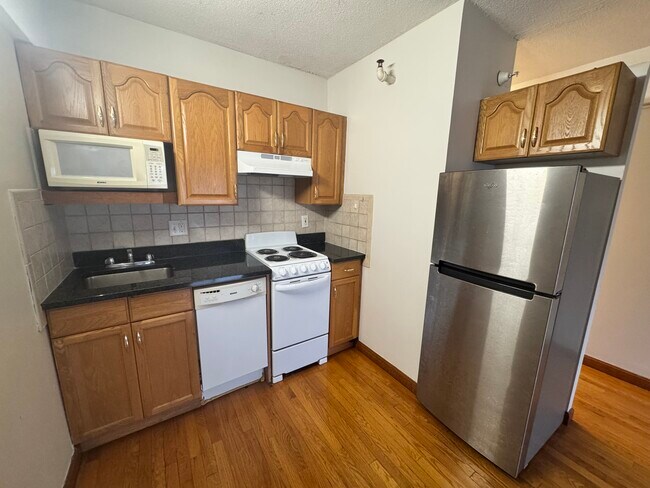 Foto del edificio - 1113 Commonwealth Ave