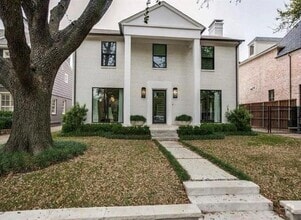 Building Photo - 4558 Rheims Pl