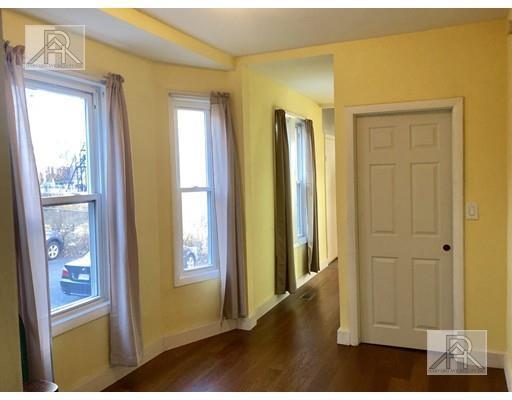 Foto del edificio - 2 bedroom in Brighton MA 02134
