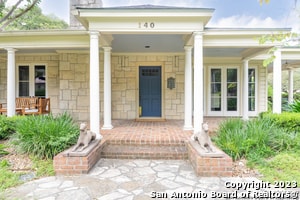 Foto del edificio - 140 E Fair Oaks Pl