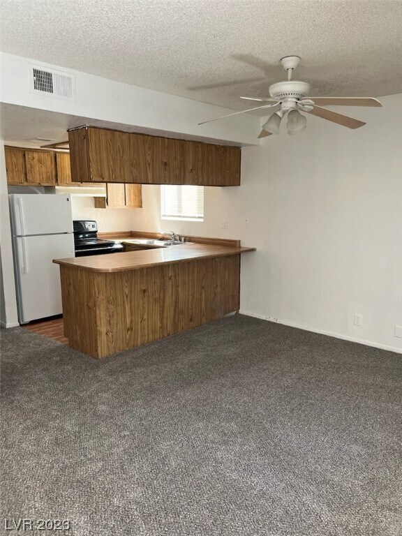 Building Photo - 6201 Bellota Dr