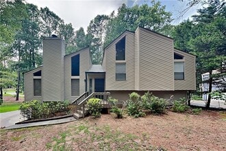 Building Photo - 2021 Kramer Way