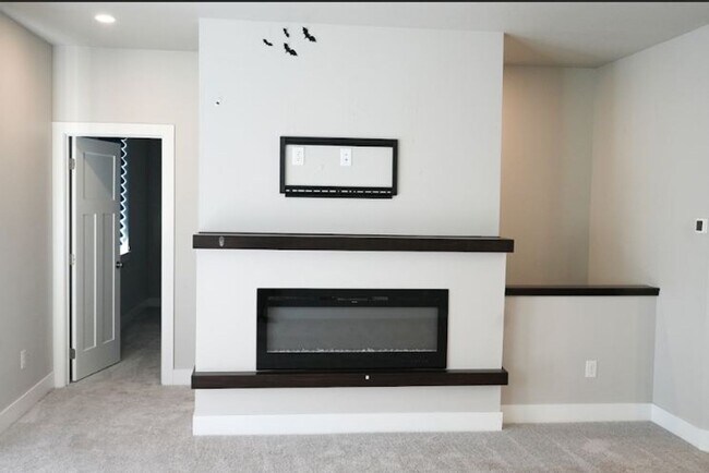 Building Photo - Modern 3-Bedroom Ranch in Grimes – Availab...