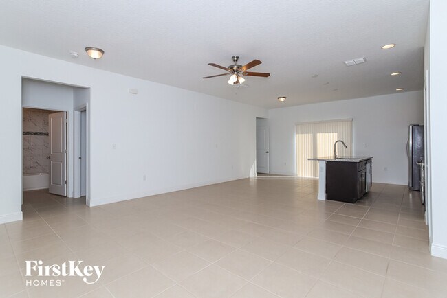 Foto del edificio - 506 Big Sioux Ct