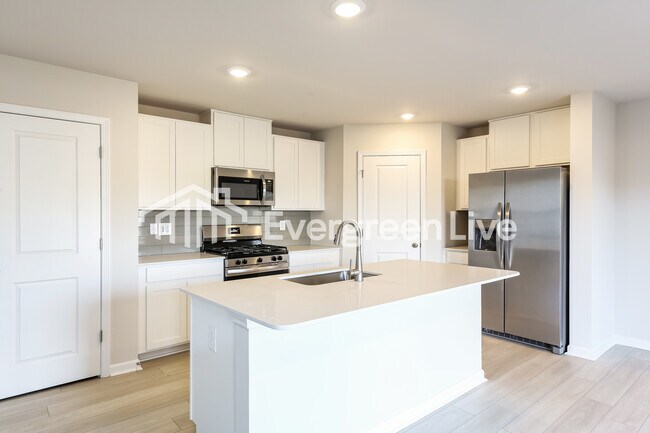 Building Photo - 108 Meadow Gate Ct