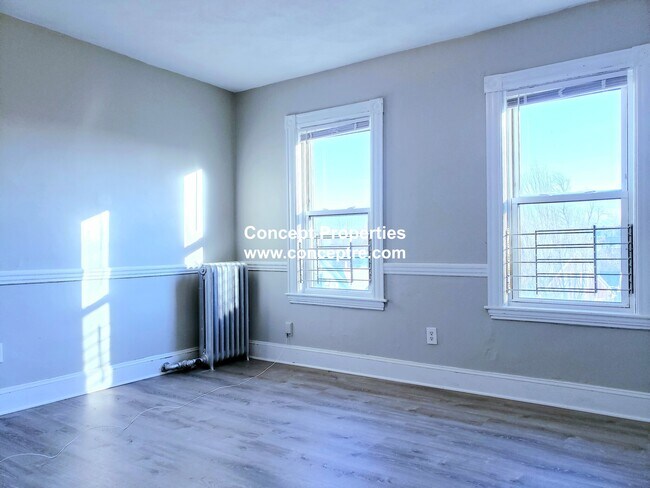 Foto del edificio - 2083 Dorchester Ave