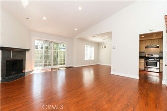Building Photo - 541 Wayland Ct