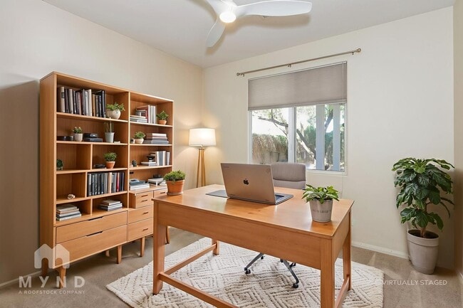 Foto del edificio - 2728 La Porte Ct