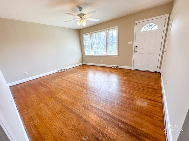 Foto del edificio - 1923 Northbrook Dr