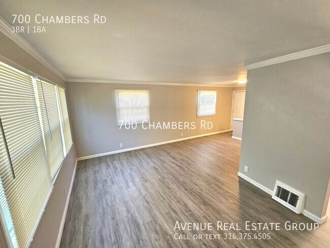 Building Photo - Just Listed! - 700 Chambers Rd
