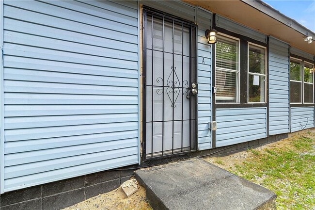 Building Photo - 668 Grosso Ave