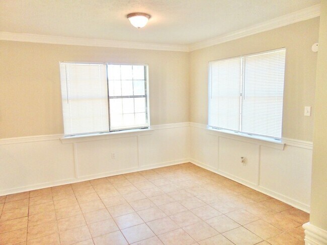 Building Photo - Beautiful Home for Lease!