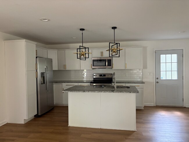 Foto del edificio - 3662 Croft Pl NW