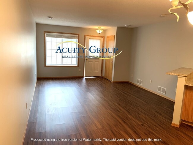 Building Photo - 3BR, 2BA, Champlin Townhome for Move in as soon as 9/1/2026