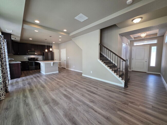 Foto del edificio - 9216 Timberlake Loop