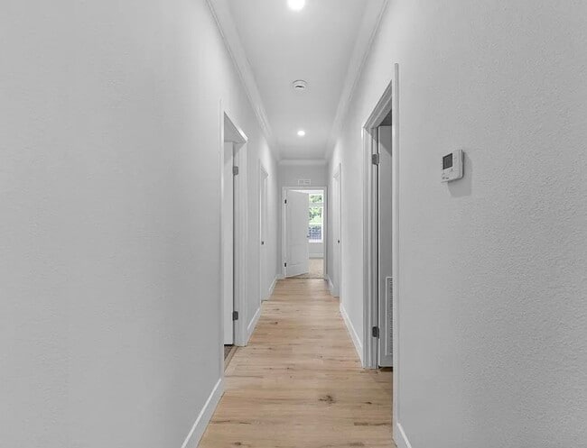 Foto del edificio - SINGLE FAMILY HOME