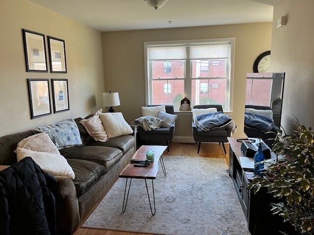 Open floor plan - 159 Summer St